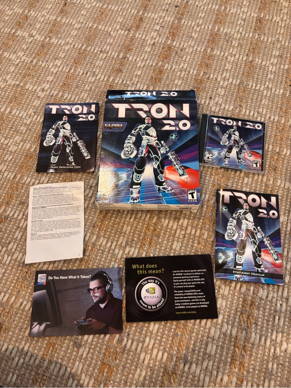 TRON 2.0 Big Box PC Game (2003) - Complete In Box CIB Clean Discs